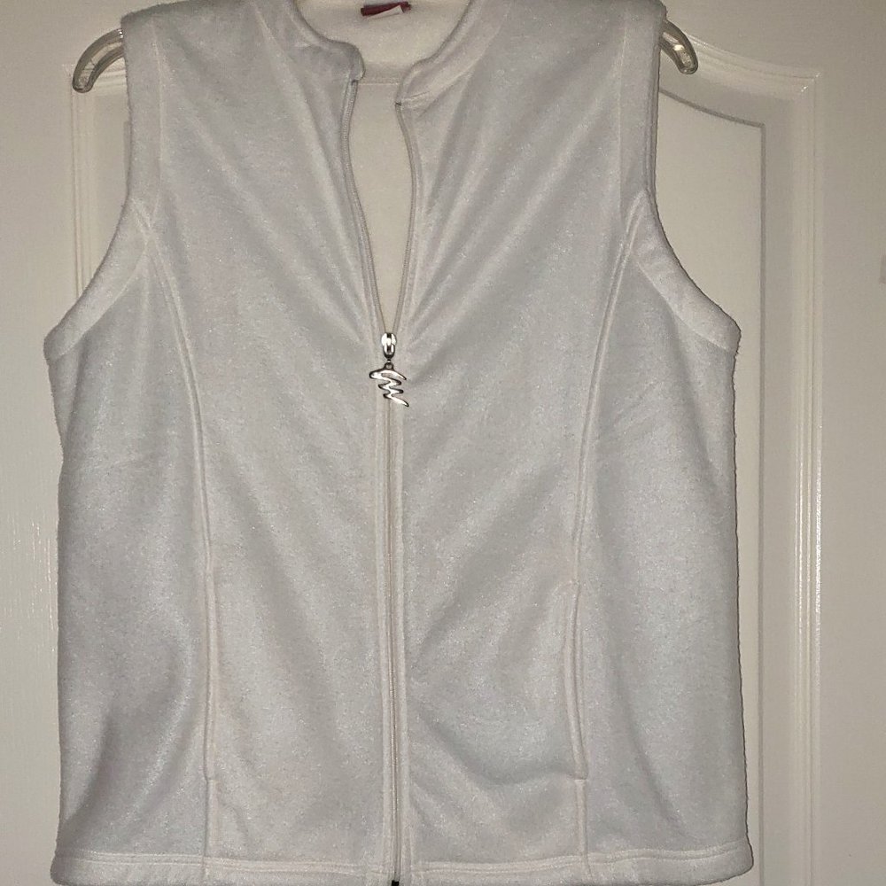 Tudor Court Womens WHITE Full Zip Front Fleece Vest Jacket Pockets Size Medium.